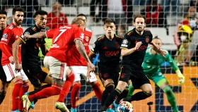 欧博官网-关于今晨阿贾克斯调整名单以备欧冠拜仁慕尼黑赛前调整名单，现场解说直呼：斯图加特国际比赛日迎来里程碑的信息